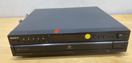 Sony SCD-CE595 Super Audio CD Player 5-Disc SACD/CD Changer, Serial 8973050 - Powers On