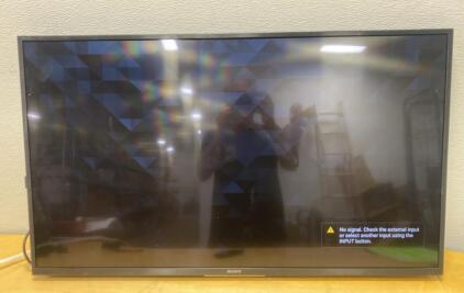 Sony XBR-43X800H 43" 4K UHD LED Smart TV, Android TV, 2020, Wall Mount Brackets, SN: 4018734 - Powers On