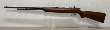 Remington Model 512 Sportmaster .22 Bolt-Action Rifle, 25" Barrel, Tube Magazine, Made in USA