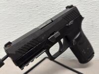 SIG Sauer P320 .40 S&W/.357 SIG Semi-Auto Pistol, Serial 58C200495, 1 Mag - 4