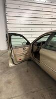 2000 FORD TAURUS - 68K MILES! - 9