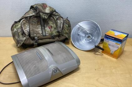 Hunters Waist Pack - Shiatsu Foot Massager ( Works ) - New Brooder Lamp