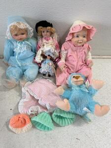 Porcelain Doll Lot: Daisy Too C 1988 DeHeer, Limited Edition, Accessories, Plush Monkey, 4 Dolls