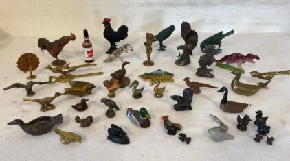 Vintage 34-Piece Animal Figurine & Paperweight Collection &ndash; Brass, Cast Iron, Mixed Materials