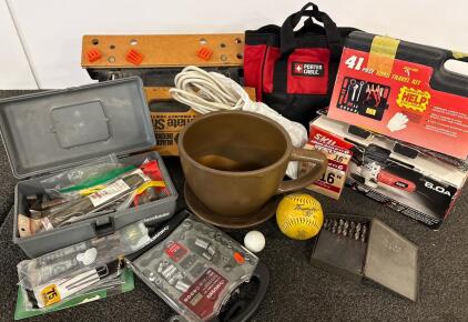 Mixed Lot: Black & Decker Workmate, Skil 9295-01 Grinder, 41pc Road Kit, Porter Cable Bag, Tools