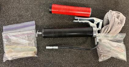 Manual Grease Gun With 4500 PSI Hose, 14 oz LMX Red Grease Cartridge, Accessories Included