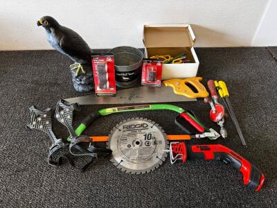 Mixed Lot: RIDGID 10" Saw Blade, Black & Decker Handisaw, Buck Bros. Saw, Tools & Accessories