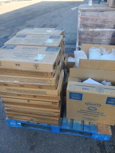 Pallet of Dart Translucent Vented Lids 23 Case