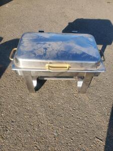 8 Qt Stainless Steel Rectangular Chafing Dish with Brass Handles, Foldable Legs, Buffet/Catering