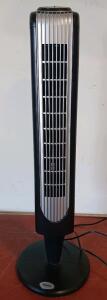 Holmes 32" Tower Fan, 3 Speeds, Oscillation, Timer, 120V, Black/Silver, Serial G336FNX