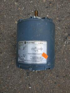 General Electric 1/3 HP AC Motor 115V 1725 RPM 1PH Frame 48 Model 5KH39QN5508 SKT 4369