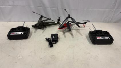 Syma S012G Apache RC Helicopters Set w/ Controllers & Charger, 3-Channel, 13.4" Length