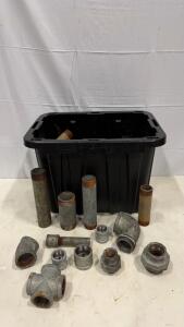 Mixed Lot 13 Galvanized Steel Pipe Fittings & Nipples, 3/4" NPT, Assorted Shapes, Tote Included