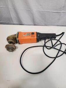 Chicago Electric 41213 7" Electric Polisher/Sander, 110V, 6 Amp, 2800/3300 RPM