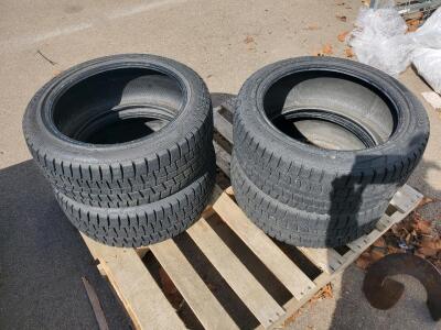 Nokian Hakkapeliitta R2 225/45R17 94T XL Winter Tires Set of 4, Studless, Excellent Tread