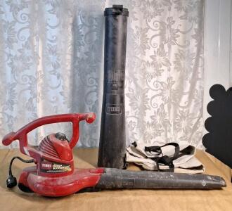 (1) Toro Electric Ultra Blower Vac