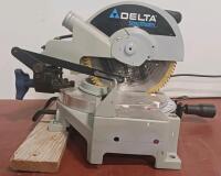 Delta ShopMaster 10" Compound Power Miter Saw, 13A, 120V, 5200 RPM, 5/8" Arbor - 2