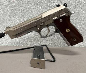 Taurus PT 92 AF 9mm, Wood Grips, Serial TIB69197