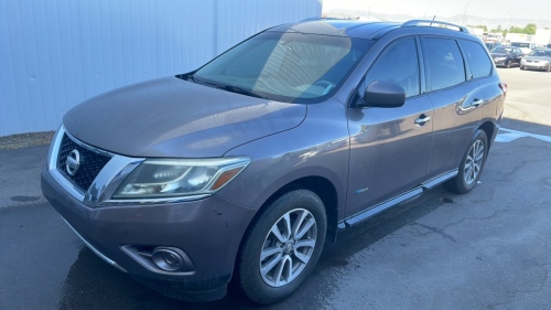 2014 Nissan Pathfinder - 4x4 - 127K Miles!