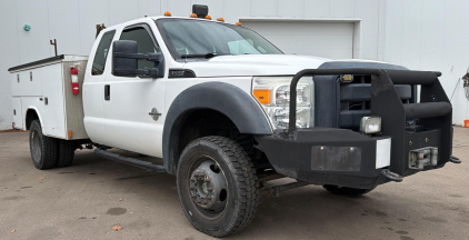 2012 FORD F-550 - DIESEL! 4X4!