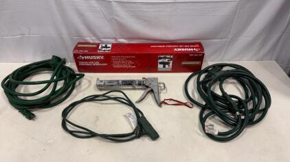 Heavy Duty Outdoor Extension Cords, 3-Outlet, Green, Approx. 20ft Length, 14 AWG, 15A