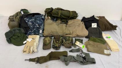 US Military Surplus Size Small Field Gear Lot w/ Cold Weather Clothing, MultiCam, Woodland, UCP, Accessories