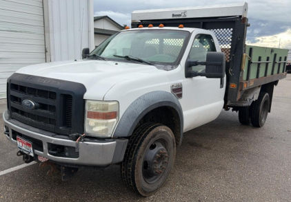 2008 FORD F-450 - DIESEL!