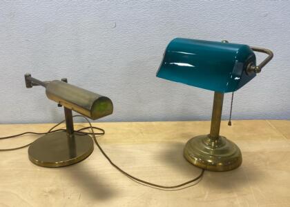 Vintage Banker&rsquo;s Lamp with Green Glass Shade & Brass Pharmacy Desk Lamp &ndash; Classic Library Lighting- Works