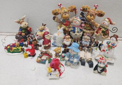 Assorted Seasonal And Holiday Decor