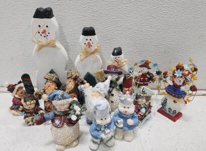 Assorted Seasonal And Holiday Decor