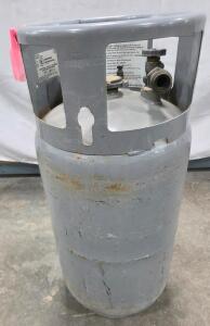 (1) FORKLIFT PROPANE TANK <br/>33.5 LB