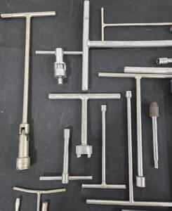 T Handle Socket Wrenches And Screw Drivers (Made In China)