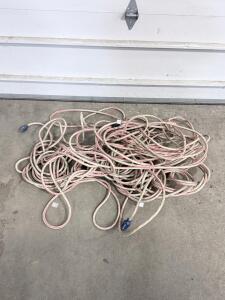 100 Ft Heavy-Duty 12 AWG Extension Cord, 15A, 125V, 3-Prong, Contractor Grade, White/Red Stripe