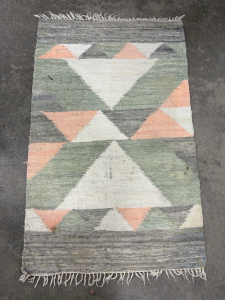 Handwoven Geometric Flat-Weave Rug, 4' x 6', Cotton, Peach/Gray/Green, Kilim Dhurrie Style