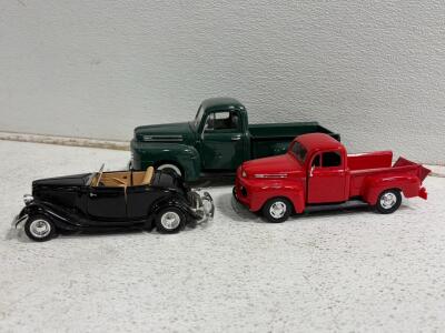 1948 Ford F-1 Pickup 1:18 Diecast by Road Signature, 1934 Roadster 1:24 & Red 1948 Ford F-1 pickup 1:35. Scale Model Car/Trucks