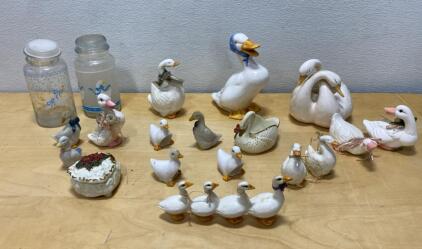18-Piece Vintage Ceramic Duck and Goose Figurine & Kitchen Jar Collection, Mixed Sizes