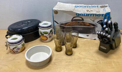 Gourmet 16" Electric Skillet w/ Box( Looks Unused )- Farberware Knife Set, Coca-Cola Glasses, Roaster, Canisters, Lot