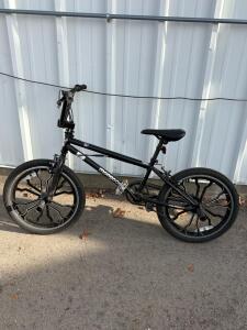 Mongoose Freestyle BMX Bike, Black, 20" Mag Wheels, 4 Pegs, U-Brakes, Kickstand