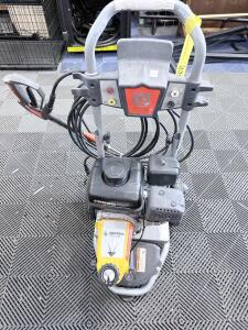 Husqvarna 3200 PSI Gas Pressure Washer, Briggs & Stratton CR950 208cc Engine, 2.5 GPM, 25ft Hose