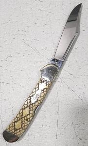 (1) Case XX Bose Burgundy Kirinite Smooth Fluted Pocket Knife