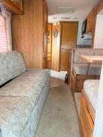 2002 FORD ECONOLINE E-350 - - 17