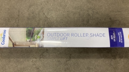 Outdoor roller shade