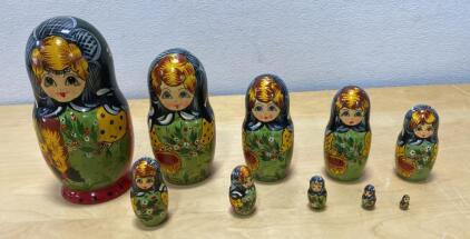 10-Piece Russian Matryoshka Nesting Dolls, Hand-Painted Wooden Set, Traditional Folk Floral Art