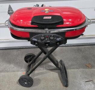 Red Coleman Roadtrip LXE Porta Grill