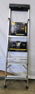 (1) 5.5' Gorilla Hybrid Ladder And Work Platform