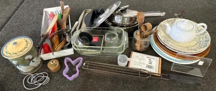 Large Mixed Vintage Modern Kitchen Lot: Pyrex, Plates, Teapot, Cookware, Utensils, Decor