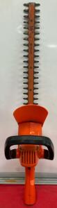 Black & Decker 16" Deluxe Electric Hedge Trimmer Model 8124 Type 7, 2.4A, Corded, Serial 8425