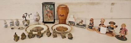 Vintage Japanese & Asian Decor Lot &ndash; Plates, Geisha Box, Miniature Vases, Figurines, 20 pcs