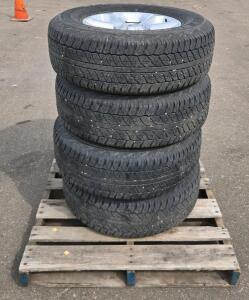 Toyota 17" Alloy Wheels with Dunlop Grandtrek AT20 P265/70R17 Tires Set of 4
