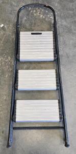 Cosco 3-Step Painting Ladder